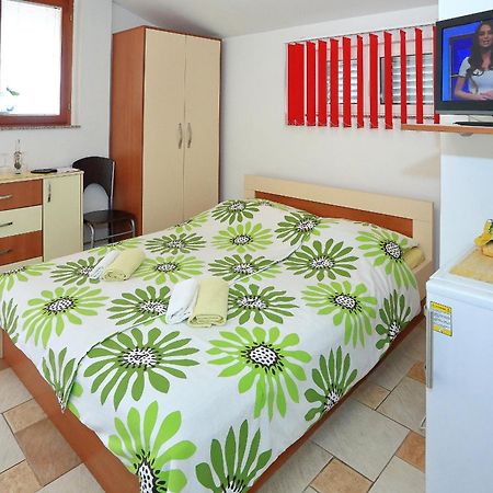 Apartments Melita Bibinje Cameră foto