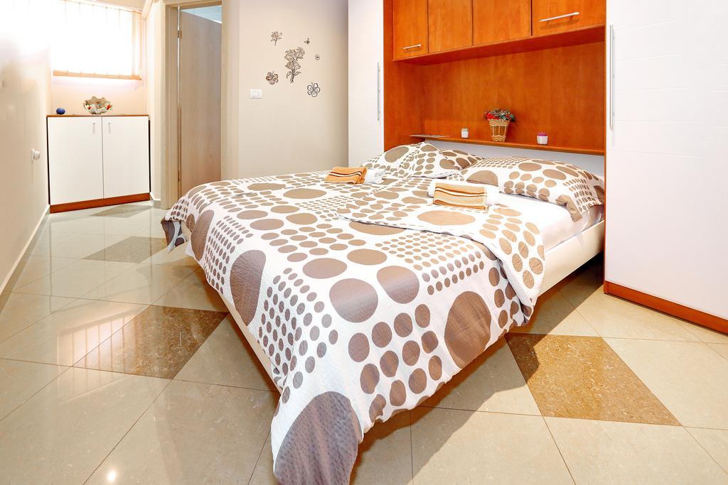 Apartments Melita Bibinje Cameră foto
